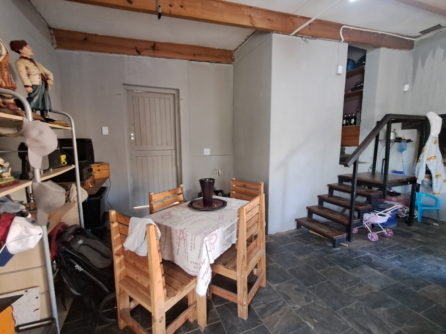 4 Bedroom Property for Sale in Van Riebeeck Hoogte Eastern Cape